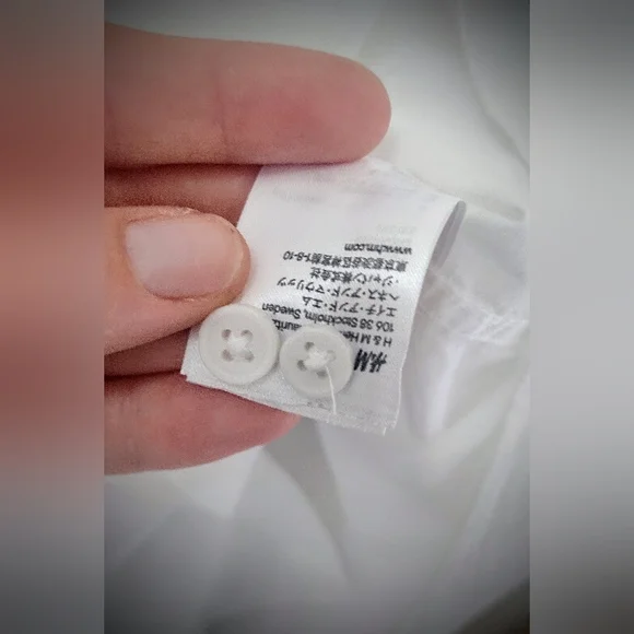 Brand New H&M Men's XL Collared White Button-Down, Light Summer Shirt NWOT - Picture 9 of 10